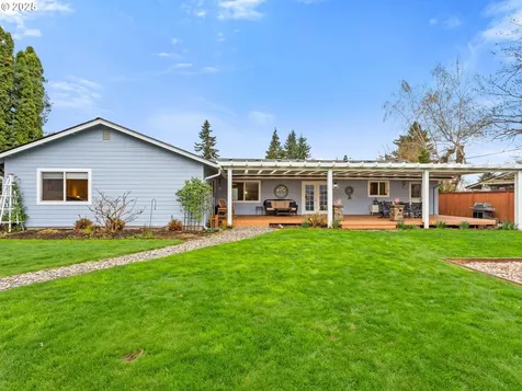 708 NW 80th Street Vancouver WA 98665