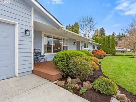 708 NW 80th Street Vancouver WA 98665