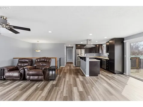 818 Chehalis Place N Keizer OR 97303
