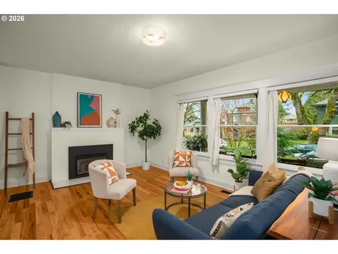5015 NE Cleveland Avenue Portland OR 97211