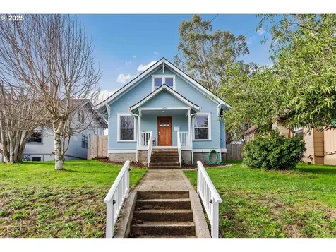 2650 Sheridan Avenue North Bend OR 97459