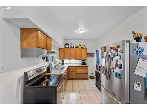 2650 Sheridan Avenue North Bend OR 97459