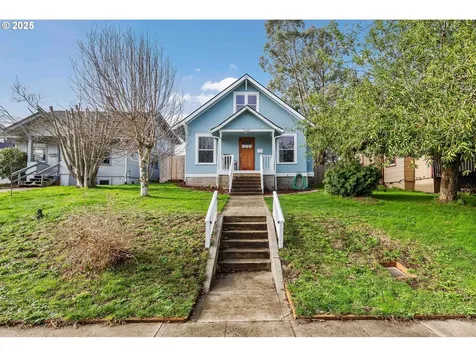 2650 Sheridan Avenue North Bend OR 97459