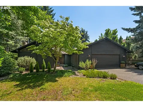 16523 NE Fargo Circle Portland OR 97230