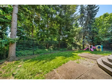 16523 NE Fargo Circle Portland OR 97230