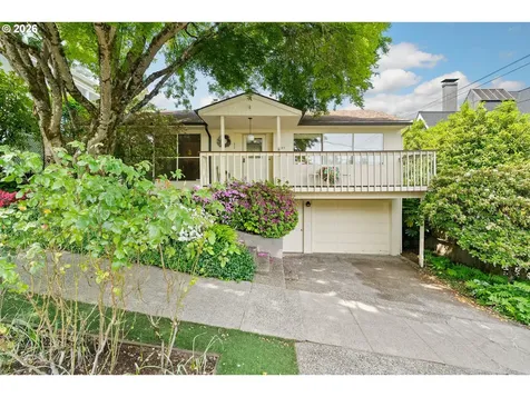 2323 SW 18th Avenue Portland OR 97201