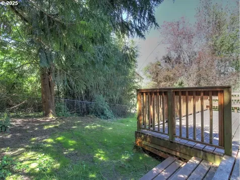 9435 SW 53rd Avenue Portland OR 97219