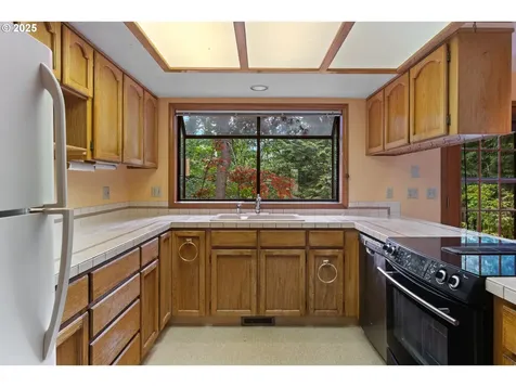 1705 SW 24th Drive Gresham OR 97080