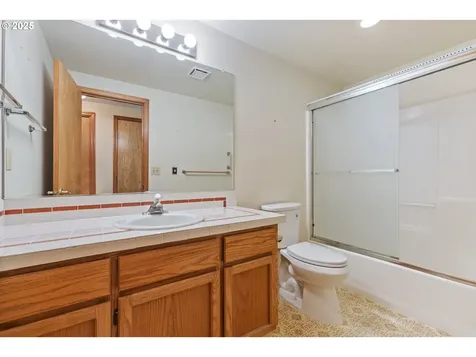 1705 SW 24th Drive Gresham OR 97080