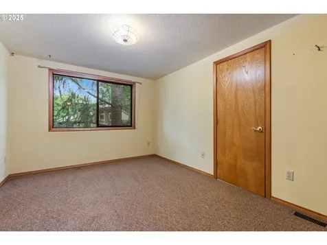 1705 SW 24th Drive Gresham OR 97080