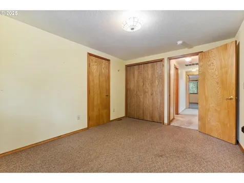 1705 SW 24th Drive Gresham OR 97080