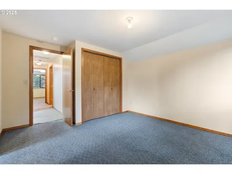 1705 SW 24th Drive Gresham OR 97080