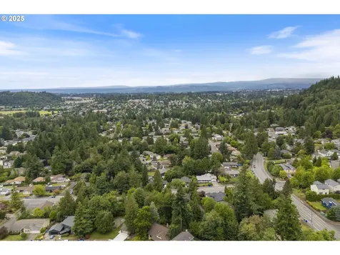 1705 SW 24th Drive Gresham OR 97080