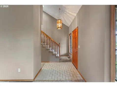 1705 SW 24th Drive Gresham OR 97080