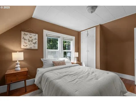 710 SE 26th Avenue Portland OR 97214