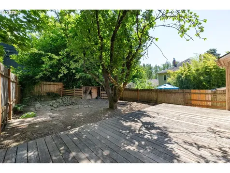 710 SE 26th Avenue Portland OR 97214