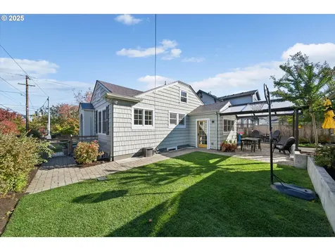 1630 SE Tolman Street Portland OR 97202