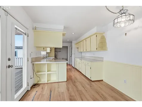 319 N 3rd Street Kalama WA 98625