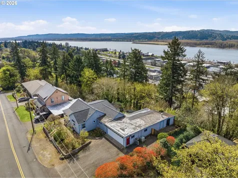 319 N 3rd Street Kalama WA 98625