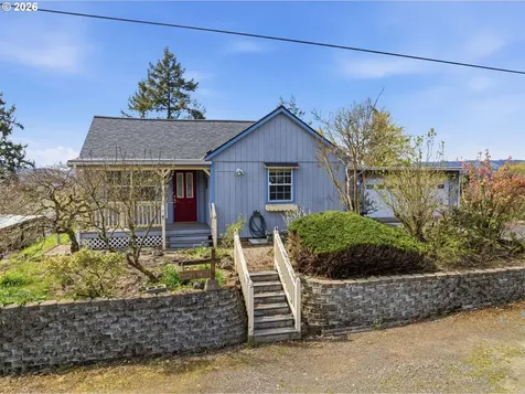 319 N 3rd Street Kalama WA 98625