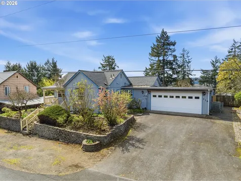 319 N 3rd Street Kalama WA 98625