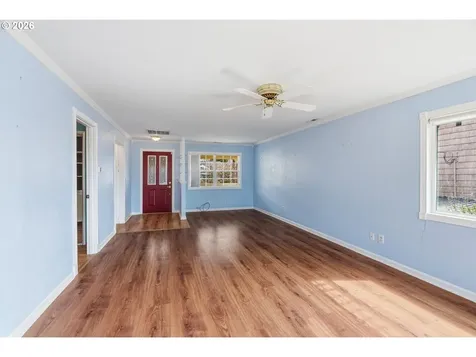 319 N 3rd Street Kalama WA 98625