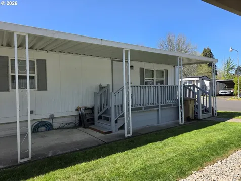 3203 SE Vineyard Road Milwaukie OR 97267