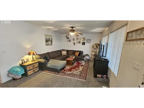 4986 Rebecca Street Salem OR 97305