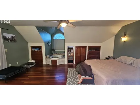 4986 Rebecca Street Salem OR 97305