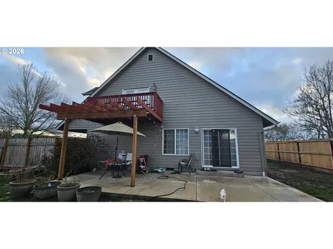 4986 Rebecca Street Salem OR 97305