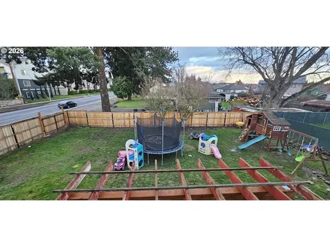 4986 Rebecca Street Salem OR 97305