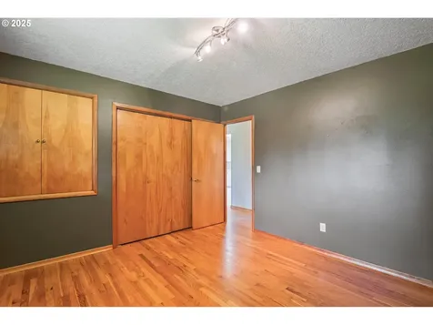112 Paine Road Castle Rock WA 98611