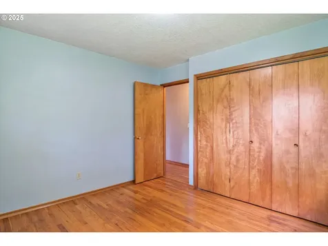 112 Paine Road Castle Rock WA 98611