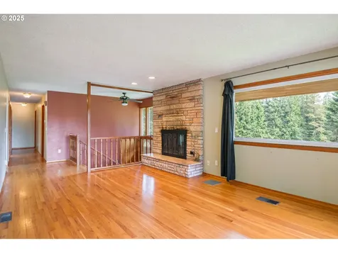 112 Paine Road Castle Rock WA 98611
