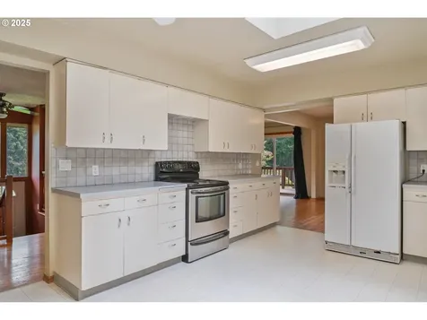 112 Paine Road Castle Rock WA 98611