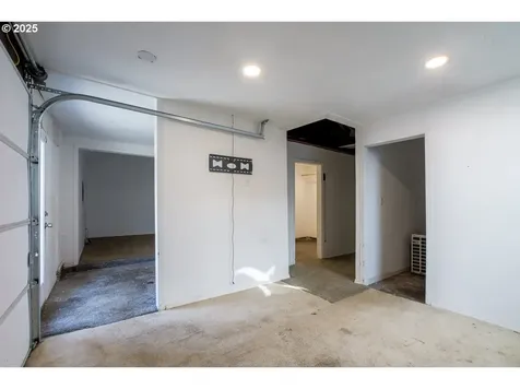 6521 SE 64th Avenue Portland OR 97206