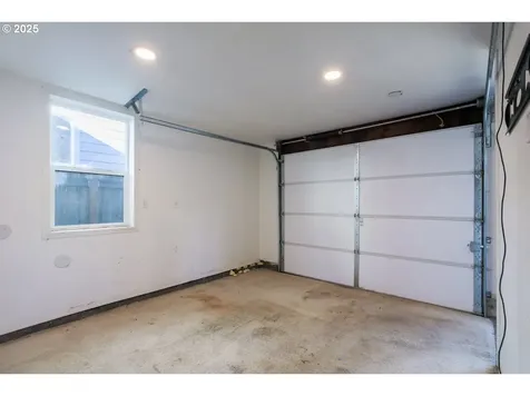 6521 SE 64th Avenue Portland OR 97206