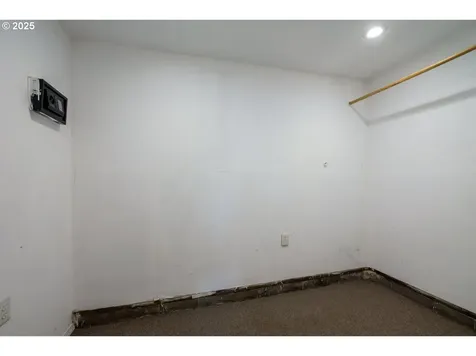 6521 SE 64th Avenue Portland OR 97206