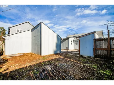 6521 SE 64th Avenue Portland OR 97206