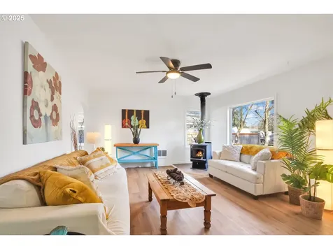 6521 SE 64th Avenue Portland OR 97206