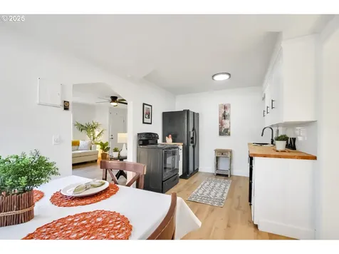 6521 SE 64th Avenue Portland OR 97206