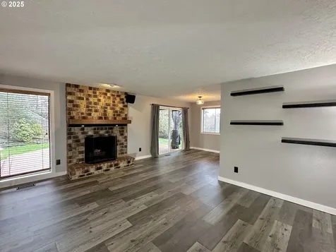 2345 Century Lane West Linn OR 97068