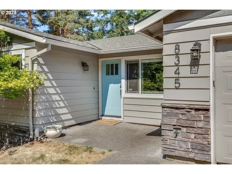 8345 SW Mapleleaf Street Portland OR 97223