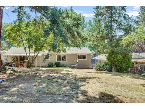 8345 SW Mapleleaf Street Portland OR 97223