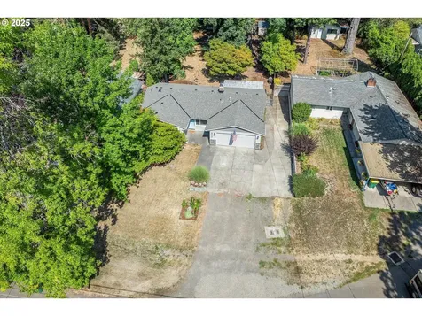 8345 SW Mapleleaf Street Portland OR 97223