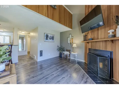 1519 Fetters Loop Eugene OR 97402