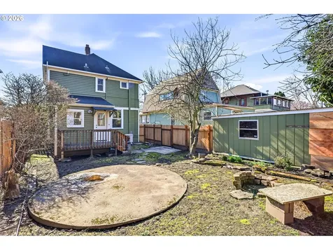 3923 SE Main Street Portland OR 97214