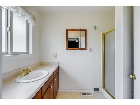 228 NW Denton Avenue Dallas OR 97338