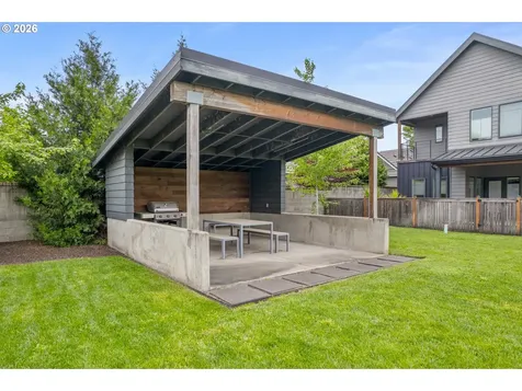 1921 Elkhorn Drive Eugene OR 97408