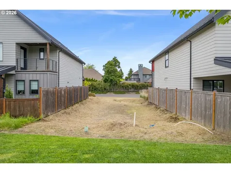1921 Elkhorn Drive Eugene OR 97408